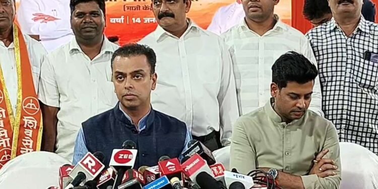 मिलिंद देवरा शिंदेंच्या शिवसेनेतील पक्षप्रवेशानंतर पहिली प्रतिक्रिया