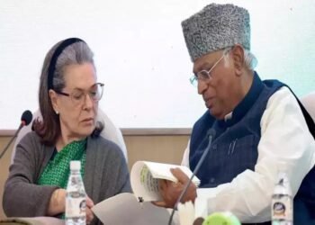 राम मंदिर उद्घाटन सोहळ्याला खरगे, सोनिया गांधी जाणार नाहीत,काँग्रेसचा सन्मानपूर्वक नकार, कारण सांगितलं…