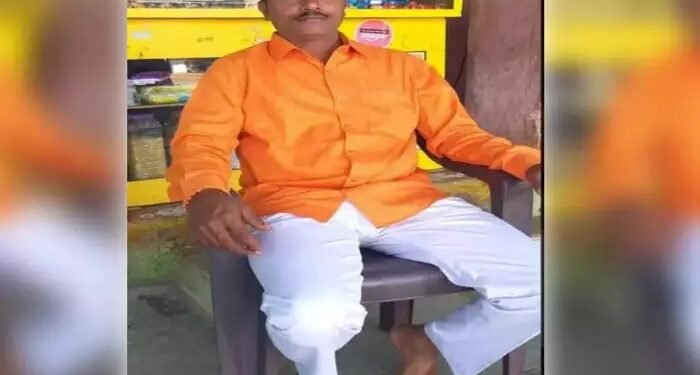 पेट्रोल मिळणार नसल्याची अफवा, घाईघाईने पेट्रोल पंपाकडे जाताना अनर्थ, बाईकचा ताबा सुटला अन्…