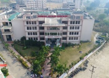 धार्मिक सोहळ्यात सहभागासाठी 90 हिंदू विद्यार्थ्यांना दंड