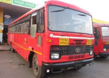 गडचिरोली : धावत्या एसटी बसचे एक्सल तुटले; चालकाच्या प्रसंगावधानामुळे वाचले 25 प्रवासी