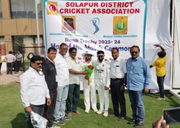 महाराष्ट्र विरुद्ध मणिपूर रणजी सामन्यात महाराष्ट्र संघाने तिसऱ्याच दिवशी विजय मिळविला.