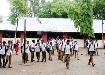 सोलापूर जिल्ह्यात कॉपीमुक्त परीक्षेसाठी ४२ भरारी अन ३०० बैठी पथके