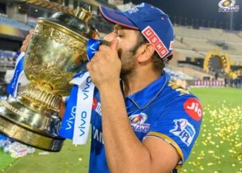 रोहित शर्मा मुंबई इंडियन्सला सोडून कोणत्या संघात जाणार, जाणून घ्या….