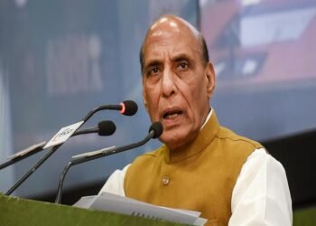 पाच वर्षांत देशाचे वार्षिक संरक्षण उत्पादन तीन लाख कोटी रुपयांवर जाण्याचा अंदाज – राजनाथ सिंह