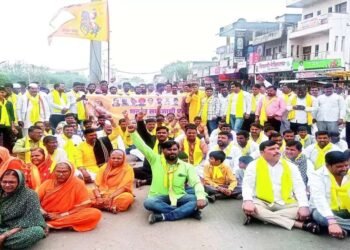 मोठी बातमी : धनगर समाजाला धक्का, ST प्रवर्गात समाविष्ट करण्याची मागणी करणाऱ्या याचिका फेटाळल्या