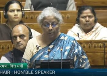 देशात 3 नवे रेल्वे इकॉनॉनिक कॅरिडॉर बांधणार