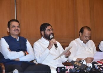 मराठा समाजाला १० टक्के आरक्षण देण्याचा धाडसी निर्णय घेतला – मुख्यमंत्री