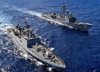 नौदलाच्या मेसमध्ये कुर्ता-पायजमाला परवानगी