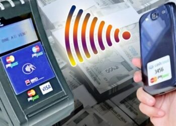 चुकीच्या बँक खात्यात पैसे ट्रान्सफर झाल्यास टेन्शन घेऊ नका ‘या’ नंबरवर तक्रार दाखल करा!