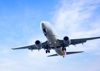 मुंबई विमानतळाच्या हवाई क्षेत्रातील वाहतूक कोंडीची समस्या हाताळण्यासाठी उचललेली पावले