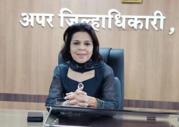 अपर जिल्हाधिकारी मोनिका ठाकूर यांनी पदभार घेतला ; निवडणुकांचा दांडगा अनुभव ; कोण आहेत ठाकूर?