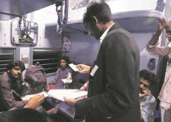 रेल्वेत कोणत्या वयोगटातील मुले करू शकतात मोफत प्रवास, जाणून घ्या नियम