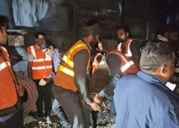 राजस्थान : इंजिनासह रेल्वेचे 4 डबे रुळाहून उतरले