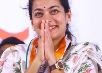 सोलापुरात आमदार प्रणिती शिंदेंच्या वाहनावर हल्ल्याचा प्रयत्न