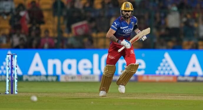 टी-२० क्रिकेटच्या इतिहासातील मोठा विक्रम विराटच्या नावावर, ठरला पहिला भारतीय; एकाच सामन्यात केले दोन मोठे रेकॉर्ड्स