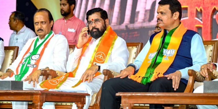 भाजपच्या पहिल्या यादीत ‘महाराष्ट्र’ नाही; शिंदे, अजित पवारांमुळे जागावाटपाचा पेच ?