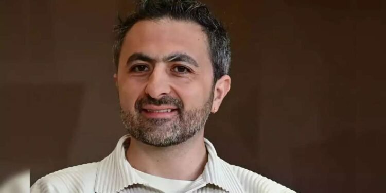 मायक्रोसॉफ्ट सीईओपदी नवीन चेहरा; जबाबदारी पडली तर शिक्षण सोडले, टॅक्सी ड्रायव्हरच्या मुलाची ‘गगन भरारी’