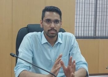 सोलापुरात आता धरणे, आंदोलन, मोर्चा, निदर्शने, उपोषण करता येणार नाही ; जिल्हाधिकाऱ्यांनी या कालावधीत घातले निर्बंध