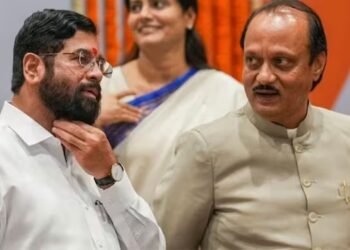 राष्ट्रवादी vs शिवसेना वादाचा दुसरा अंक, अजितदादांच्या आमदाराविरुद्ध एकनाथ शिंदेंच्या विश्वासू नेत्याची तक्रार