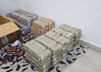 निवडणुकीच्या तोंडावर पैशांचा गैरवापर? 72 लाखांची रोकड जप्त, निवडणूक अधिकाऱ्यांचा तपास सुरु