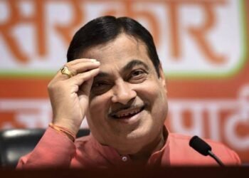 गडकरींच्या ‘लीगल नोटीस’नंतरही दुराग्रह सुरुच