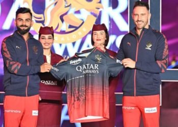 आयपीएल २०२४ साठी आरसीबीमध्ये मोठा बदल, संघाचं नाव बदललं, नव्या जर्सीचं अनावरण