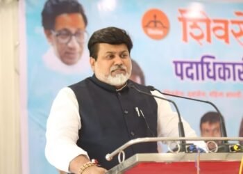 शिवसेनेची काँग्रेस करायला ठाकरे धडपडताहेत, उदय सामंत यांचे टिकास्त्र