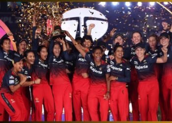 WPL चॅम्पियन बनल्यानंतर बंगळूरूच्या टीमवर पडला पैशांचा पाऊस!