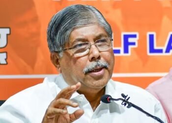 महादेव जानकर कुठेच जाणार नाही – चंद्रकांत पाटील