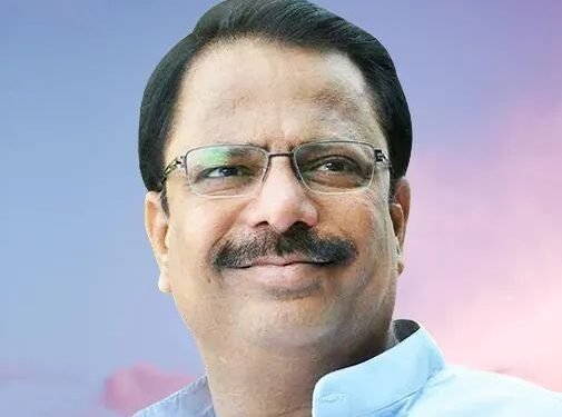 मोठी बातमी | माजी आमदार दिलीप माने यांचे काँग्रेस वापसीचे संकेत ; प्रणिती शिंदेंच्या उमेदवारीवर केले हे वक्तव्य