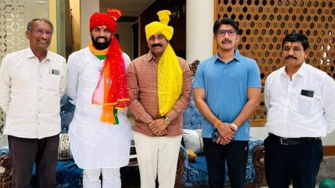 राम सातपुते यांनी घेतली राजन पाटलांची भेट…