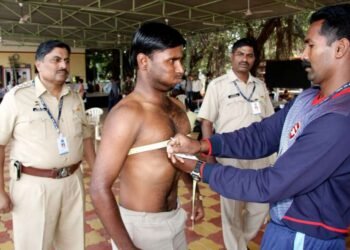 सोलापूर शहरात ४८, ग्रामीणमध्ये ९४ पदांसाठी पोलिस भरती परीक्षा; ३१ मार्चपर्यंत अर्ज करण्याची मुदत