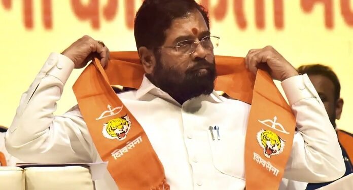 शिंदेंचा मविआला धक्का, राजू वाघमारेंचा शिवसेनेत प्रवेश LIVE