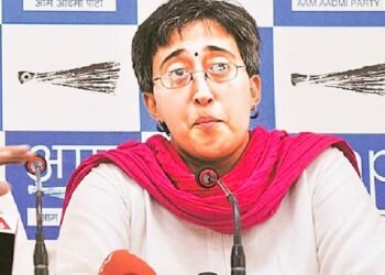 दिल्लीत राष्ट्रपतीशासन लावण्याचे षडयंत्र- आतिशी मार्लेना