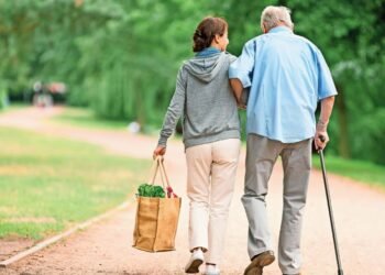 आई-वडिलांचा सांभाळ न केल्यास मुलाच्या नावावरील मालमत्तेचे खरेदीखत, बक्षीसपत्र रद्द होईल