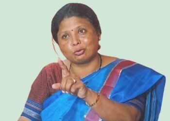 इंजिनदादा इंजिनदादा काय करता? मांडवली करतो, पाठिंबा देतो, बिनशर्त म्हणतो; सुषमा अंधारेंची विडंबन कविता