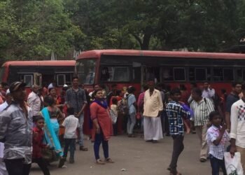 उन्हाळी सुट्टीसाठी प्रवाशांची एसटी स्थानकांवर मोठी गर्दी