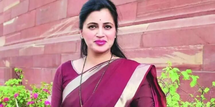 नवनीत राणांचे जात प्रमाणपत्र वैध – सर्वोच्च न्यायालय