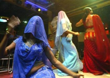 सोलापूर जिल्ह्यातील सहा ऑर्केस्ट्रा बारचे परवाने रद्द