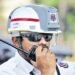 गुजरातच्या वडोदरामध्ये उन्हाळ्याच्या उष्णतेवर मात करण्यासाठी वाहतूक पोलिसांसाठी एसी हेल्मेट