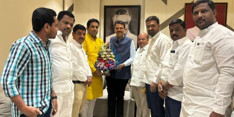 ब्रेकिंग : देवेंद्र कोठे यांनी घेतली देवेंद्र फडणवीस यांची भेट ; मोठी राजकीय घडामोड