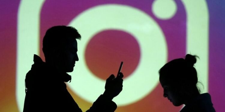 इंस्टाग्रामवर ओळख झालेल्या तरुणीने सोलापुरातील एका तरुणाची लाखोंची फसवणूक केल्यानंतर गुन्हा दाखल…