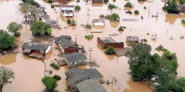 ब्राझीलमध्ये महापूर, ५७ जणांचा मृत्यू