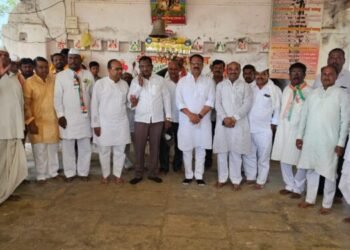 माने, हसापूरे, शेळके, मिस्त्री एकत्रित दौरा ; दक्षिण मधून प्रणिती शिंदेंना 25 हजाराचा लीड देणार