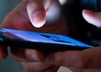 सोलापूर : दोन महिन्यांपासून पाठवायचा अश्लील मेसेज, तरुणाविरुद्ध विनयभंगाचा गुन्हा