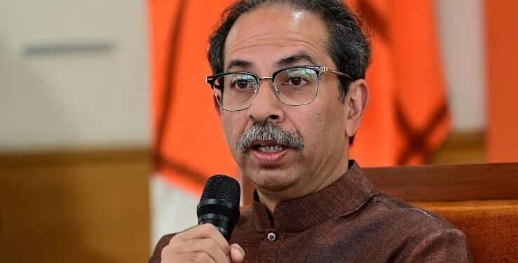 निवडणुकीत महाराष्ट्राचा स्वाभिमान आणि जिद्द लुटारूंना दाखवून देऊ – उद्धव ठाकरे