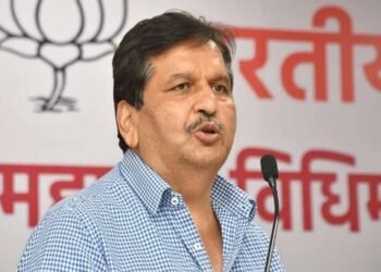 वडेट्टीवार यांचा निवडणूक प्रचार करण्याचा अधिकार काढून घ्यावा – मंगल प्रभात लोढा