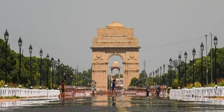 दिल्लीत 52.3 अंश तापमानाची नोंद