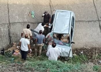 सांगली : चारचाकी कोरड्या कॅनॉलमध्ये कोसळून सहा जणांचा मृत्यू